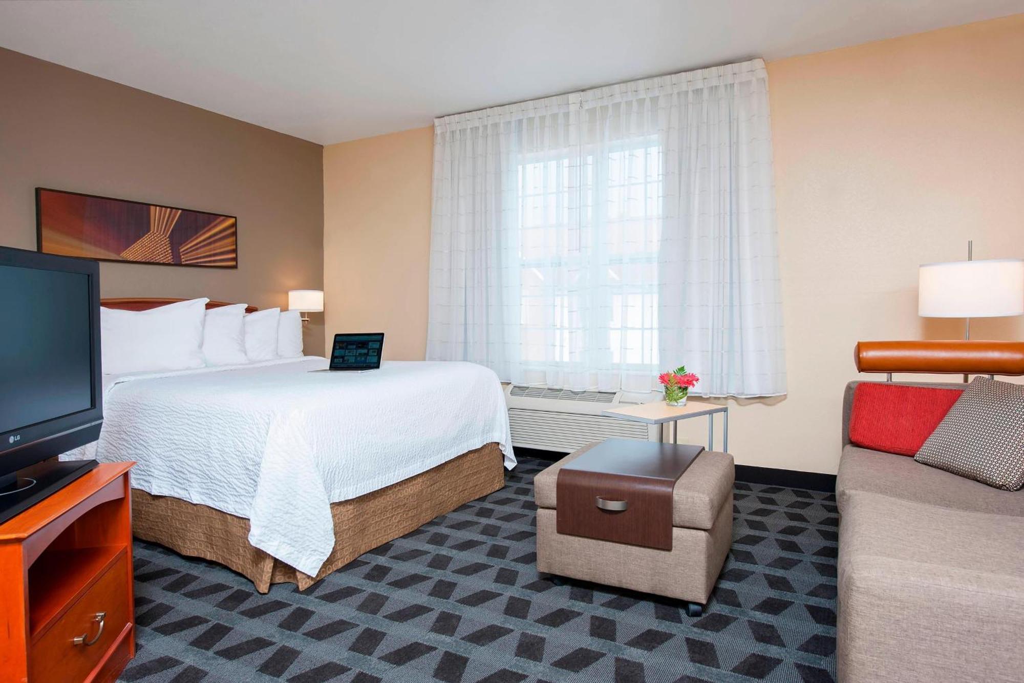 Towneplace Suites By Marriott Indianapolis - Keystone Εξωτερικό φωτογραφία